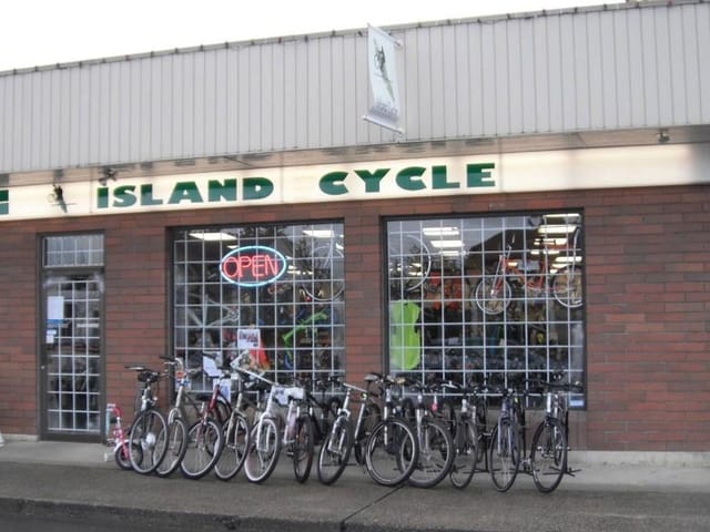 Retail for lease in Parksville, 5 114 Hirst Ave, 1044115 | Realtylink.org
