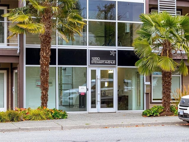 Apartment for sale in Nanaimo, 401 1250 Stewart Ave, 1044259 | Realtylink.org