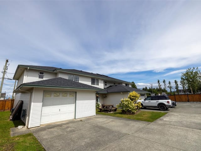 Duplex for sale in Port McNeill, 1 2553 Kingcome Pl, 1044560 | Realtylink.org