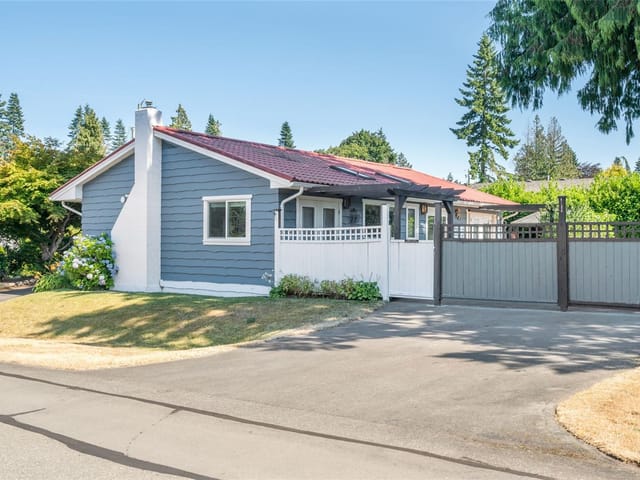 House for sale in Qualicum Beach, 560 Eaglecrest Dr, 1044726 | Realtylink.org