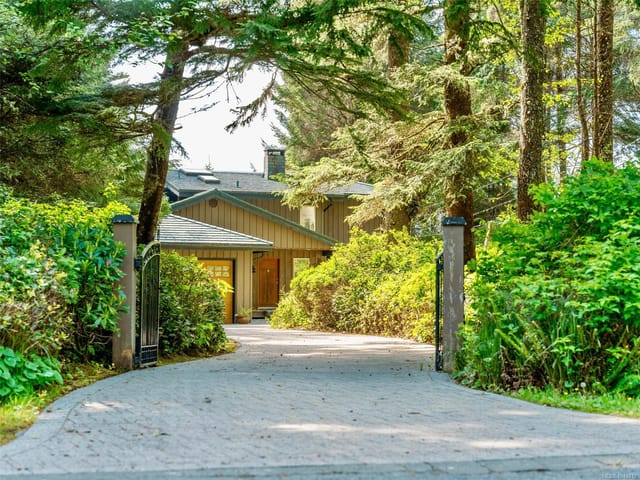 House for sale in Tofino, 1261 Lynn Rd, 1044812 | Realtylink.org