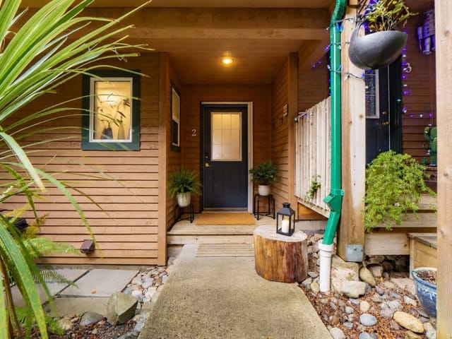Townhouse for sale in Ucluelet, 2 1553 Larch Rd, 1044891 | Realtylink.org