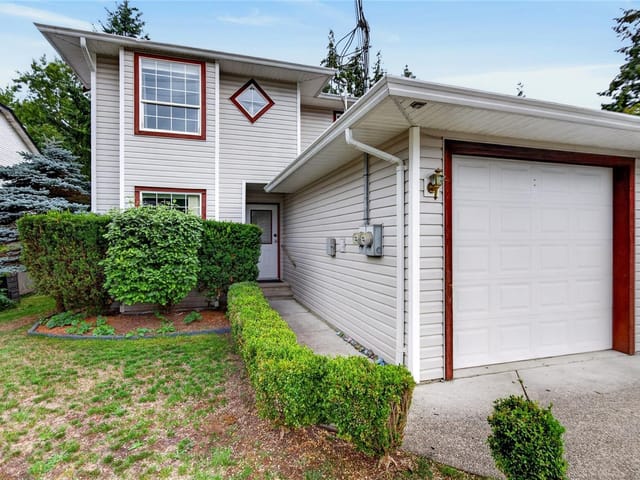 1/2 Duplex for sale in Courtenay, A 1820 1st St, 1044976 | Realtylink.org