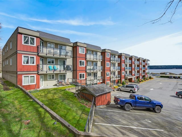 Apartment for sale in Campbell River, 204 872 Island S Hwy, 1045005 | Realtylink.org
