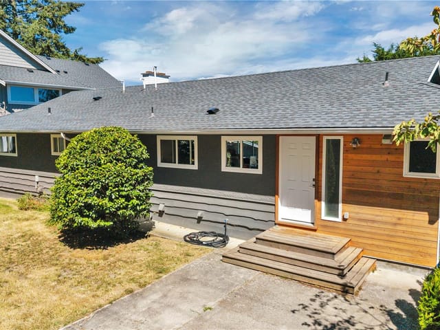 House for sale in Nanaimo, 5620 Hammond Bay Rd, 1045012 | Realtylink.org