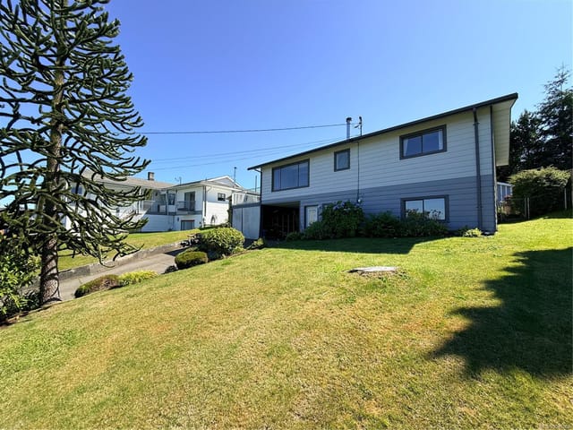 House for sale in Port McNeill, 2273 Chelohsin Cres, 1046256 | Realtylink.org