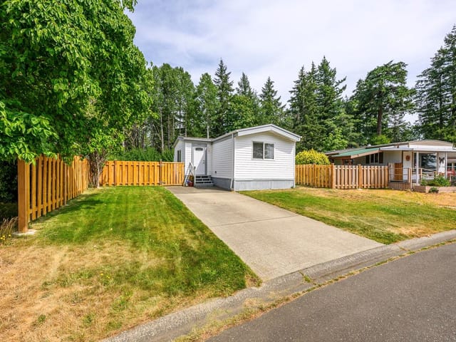 Manufactured Home for sale in Comox, 2140 Stadacona Dr, 1046309 | Realtylink.org