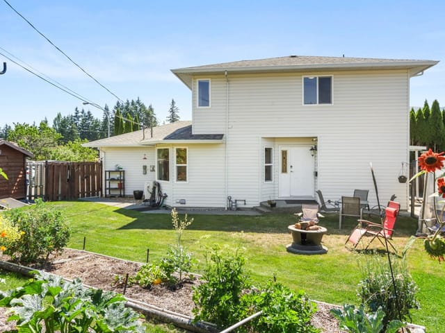 1/2 Duplex for sale in Nanaimo, 2553 Sloan Rd, 1046449 | Realtylink.org