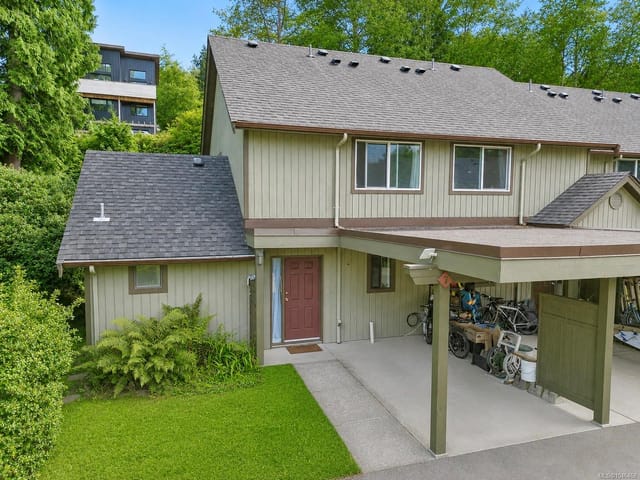 Townhouse for sale in Tofino, 7 595 Gibson St, 1046468 | Realtylink.org