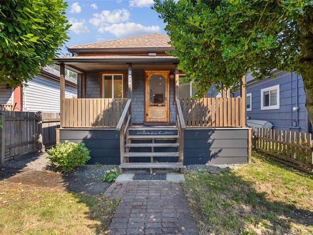 House for sale in Cumberland, 2724 Penrith Ave, 1046498 | Realtylink.org