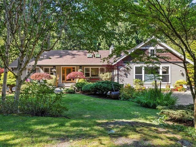 House for sale in Qualicum Beach, 825 Fern E Rd, 1046526 | Realtylink.org