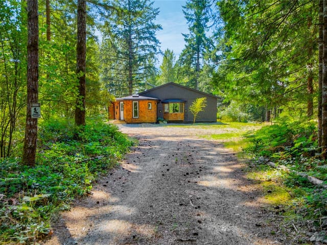 House for sale in Black Creek, 3569 Macaulay Rd, 1046771 | Realtylink.org