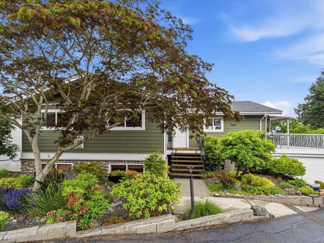House for sale in Nanaimo, 2820 Cosgrove Cres, 1046830 | Realtylink.org