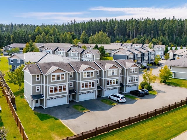 Townhouse for sale in Campbell River, 101 701 Hilchey Rd, 1047089 | Realtylink.org