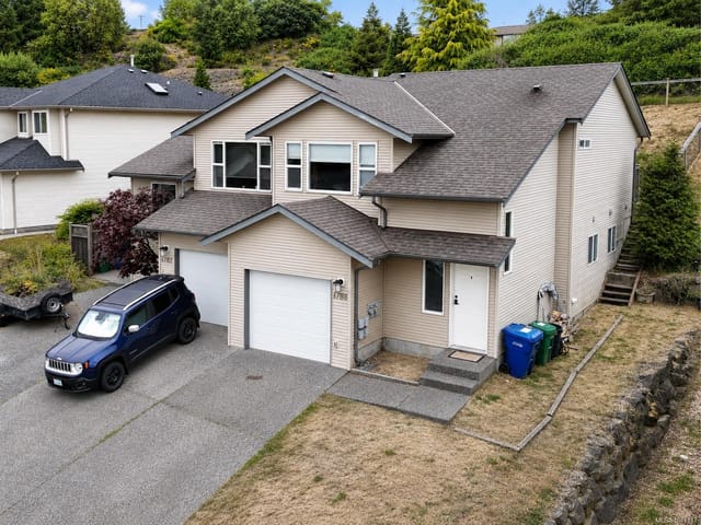 1/2 Duplex for sale in Nanaimo, 4780 Fairbrook Cres, 1047117 | Realtylink.org