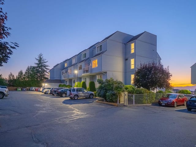 Apartment for sale in Nanaimo, 106B 6231 Blueback Rd, 1047143 | Realtylink.org