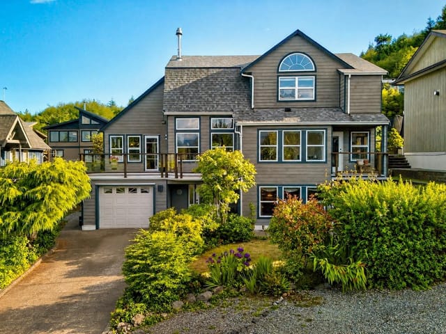 House for sale in Tofino, 607 Pfeiffer Cres, 1047275 | Realtylink.org