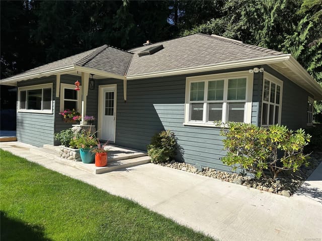 House for sale in Qualicum Beach, 324 Chester Rd, 1047332 | Realtylink.org
