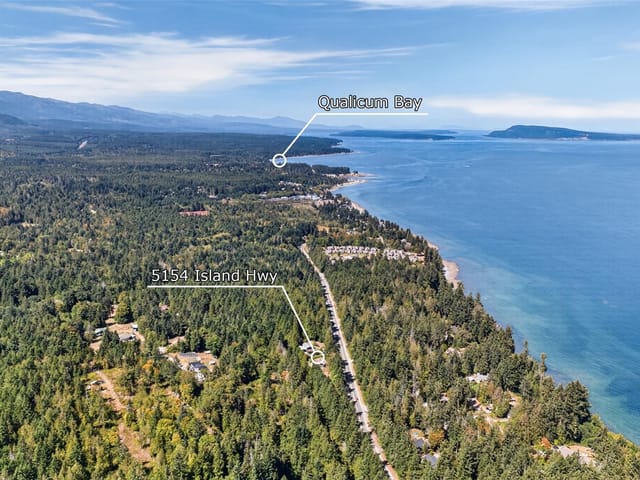 House for sale in Qualicum Beach, 5154 Island W Hwy, 1047433 | Realtylink.org