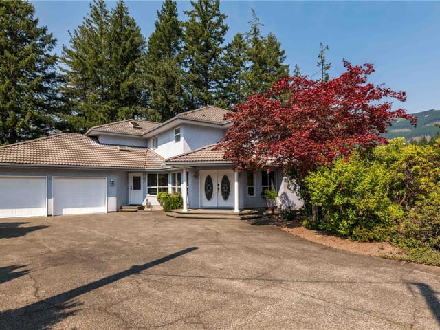 House for sale in Lake Cowichan, 419 Scholey Cres, 1047490 | Realtylink.org