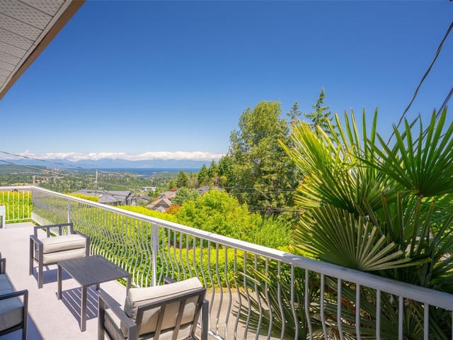 House for sale in Nanaimo, 375 Cariboo Dr, 1047714 | Realtylink.org