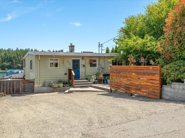 House for sale in Nanaimo, 1370 Discovery Ave, 1047957 | Realtylink.org