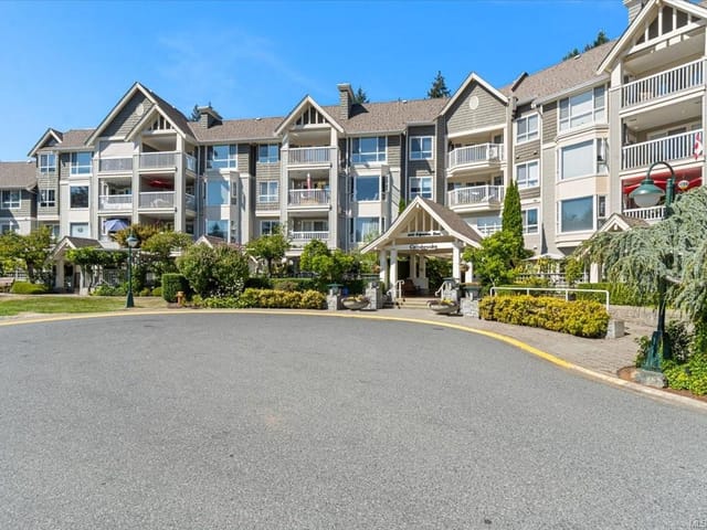 Apartment for sale in Nanaimo, 403 5620 Edgewater Ln, 1047962 | Realtylink.org