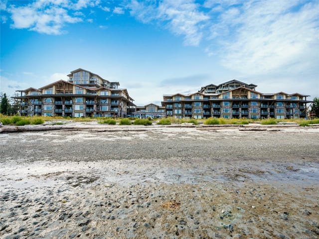 Apartment for sale in Parksville, 321/322C 181 Beachside Dr, 1048034 | Realtylink.org