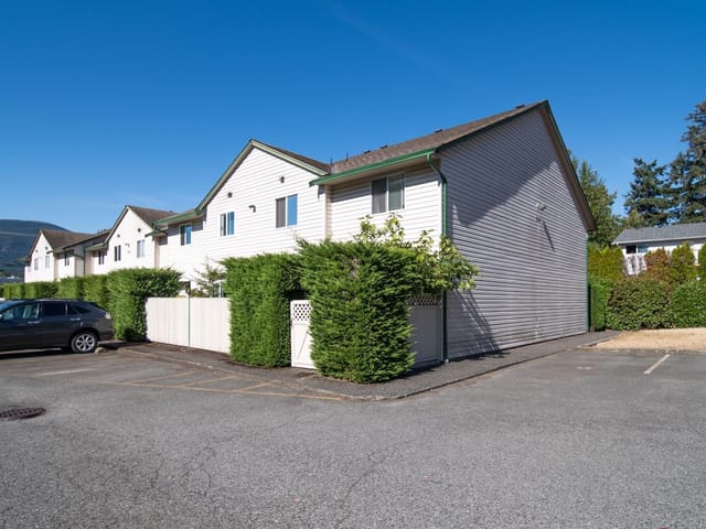 Townhouse for sale in Nanaimo, 6 1906 Bowen Rd, 1048068 | Realtylink.org