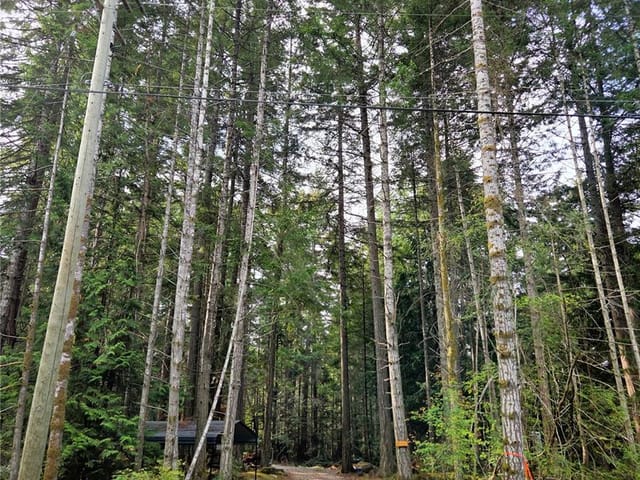 Lot for sale in Gabriola Island, 323 Davis Rd, 1048176 | Realtylink.org
