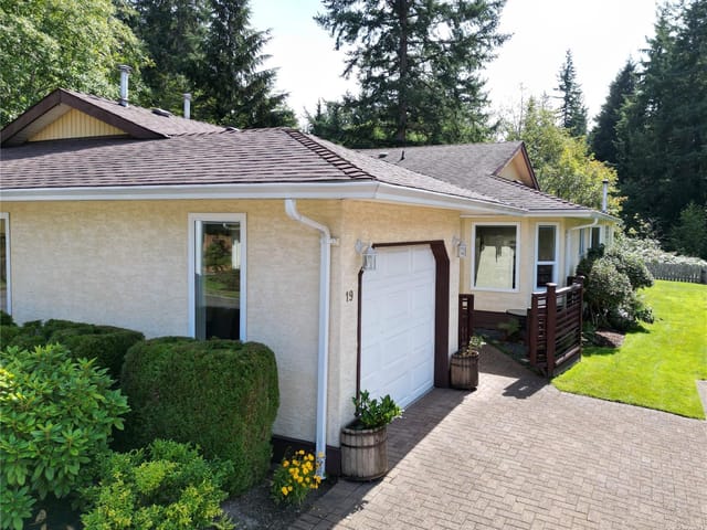 Townhouse for sale in Campbell River, 19 605 Rockland Rd, 1048264 | Realtylink.org