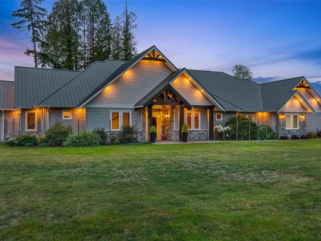 House for sale in Black Creek, 8757/8761 Oyster River Way, 1048334 | Realtylink.org