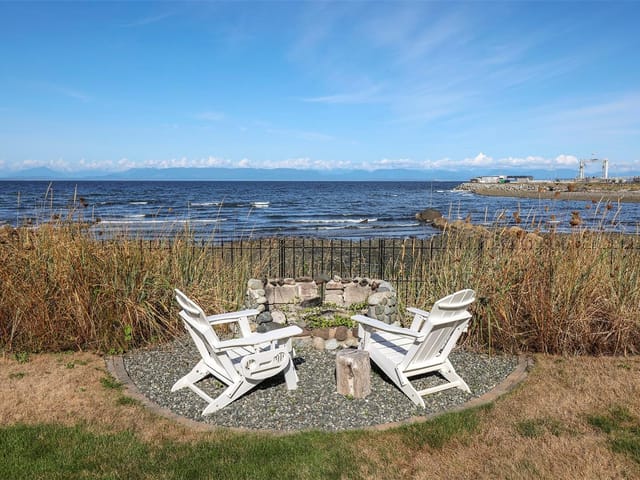 House for sale in Comox, 1442 Wilkinson Rd, 1048400 | Realtylink.org