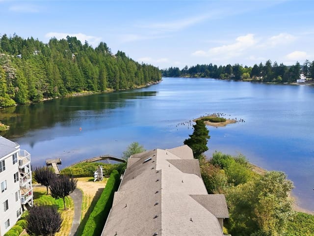Apartment for sale in Nanaimo, 113 4949 Wills Rd, 1048519 | Realtylink.org