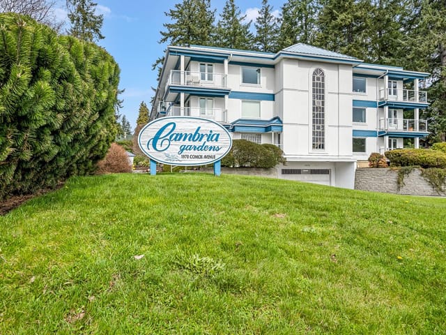 Apartment for sale in Comox, 105 1970 Comox Ave, 1048596 | Realtylink.org