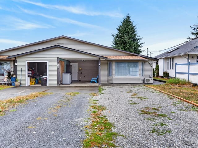 1/2 Duplex for sale in Campbell River, A 708 Erickson Rd, 1048723 | Realtylink.org