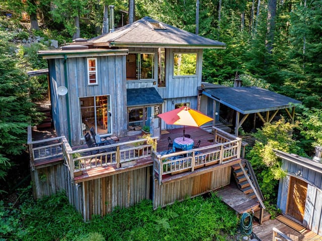 House for sale in Cortes Island, 838 Sutil Point Rd, 1048815 | Realtylink.org