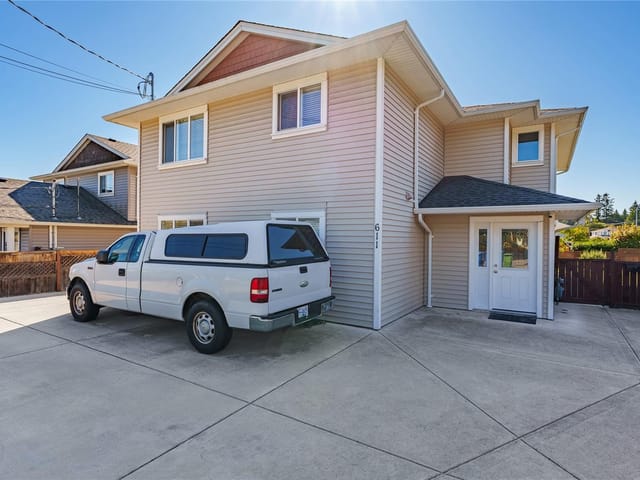 Fourplex for sale in Nanaimo, 611 Sandy Ct, 1048866 | Realtylink.org