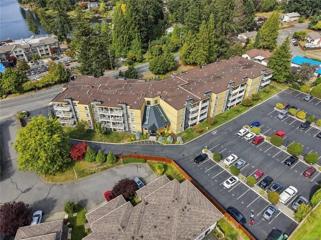 Apartment for sale in Nanaimo, 313 3270 Ross Rd, 1048995 | Realtylink.org