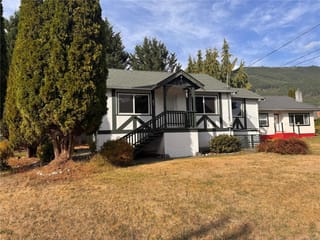 Office for sale in Lake Cowichan, 149 Cowichan Lake Rd, 1049480 | Realtylink.org