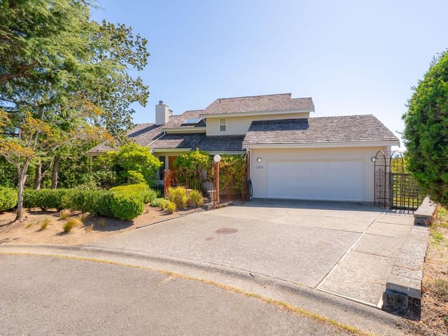 House for sale in Nanaimo, 205 Scarborough Pl, 1049580 | Realtylink.org