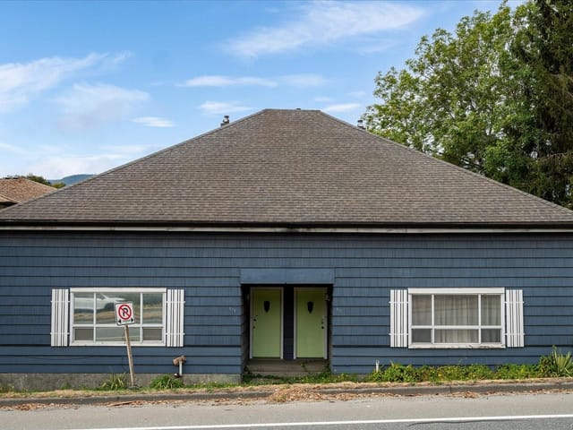 Duplex for sale in Ladysmith, 910 Esplanade Ave, 1049737 | Realtylink.org
