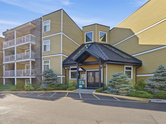 Apartment for sale in Nanaimo, 108 3270 Ross Rd, 1049762 | Realtylink.org