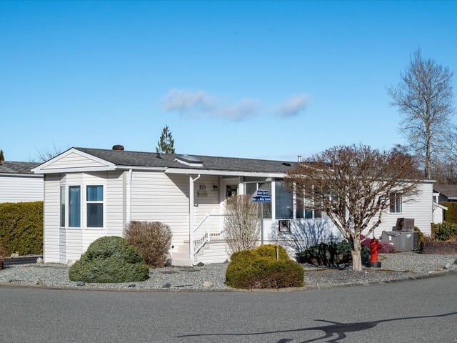 Manufactured Home for sale in Nanaimo, 1839 Valley Oak Dr, 1049804 | Realtylink.org