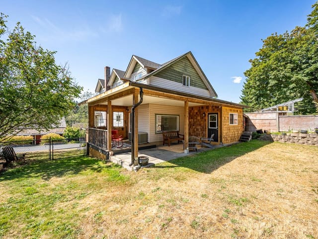 House for sale in Cumberland, 2612 Dunsmuir Ave, 1049813 | Realtylink.org