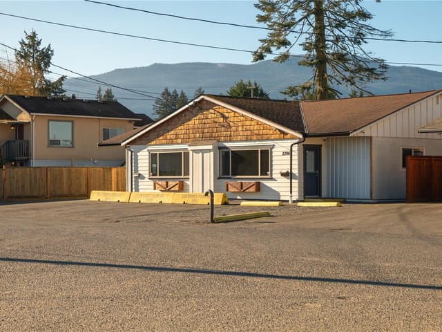 Duplex for sale in Nanaimo, 2206/2204 Petersen Pl, 1049855 | Realtylink.org