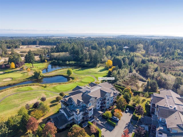 Apartment for sale in Courtenay, 524 3666 Royal Vista Way, 1050271 | Realtylink.org