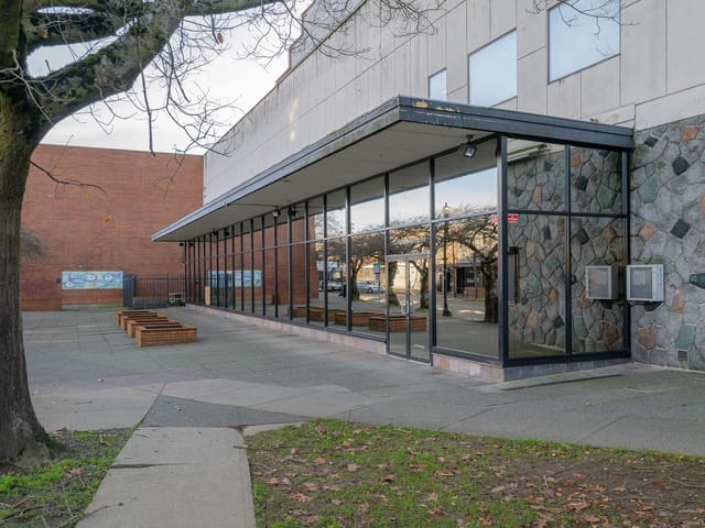Office for sale in Nanaimo, 13 Victoria Cres, 1050580 | Realtylink.org