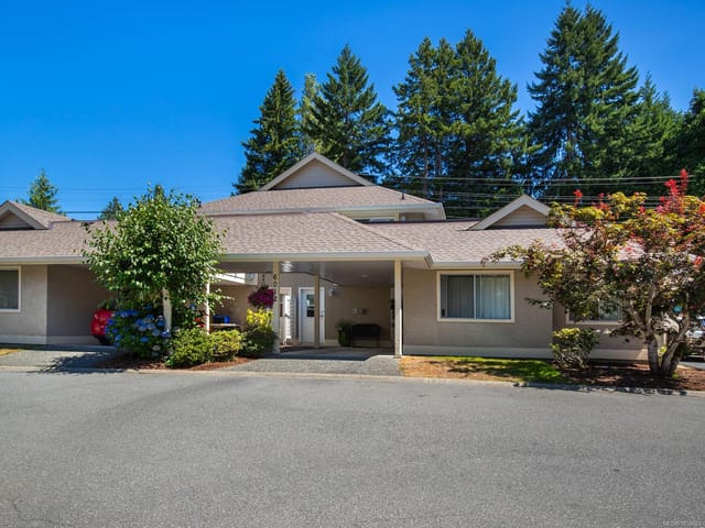 Townhouse for sale in Nanaimo, 6012 Jake's Pl, 1050604 | Realtylink.org