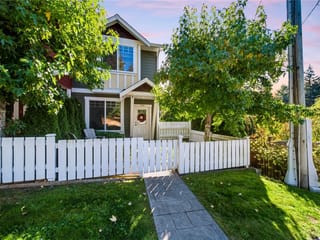 Townhouse for sale in Nanaimo, 102 6057 Doumont Rd, 1050766 | Realtylink.org